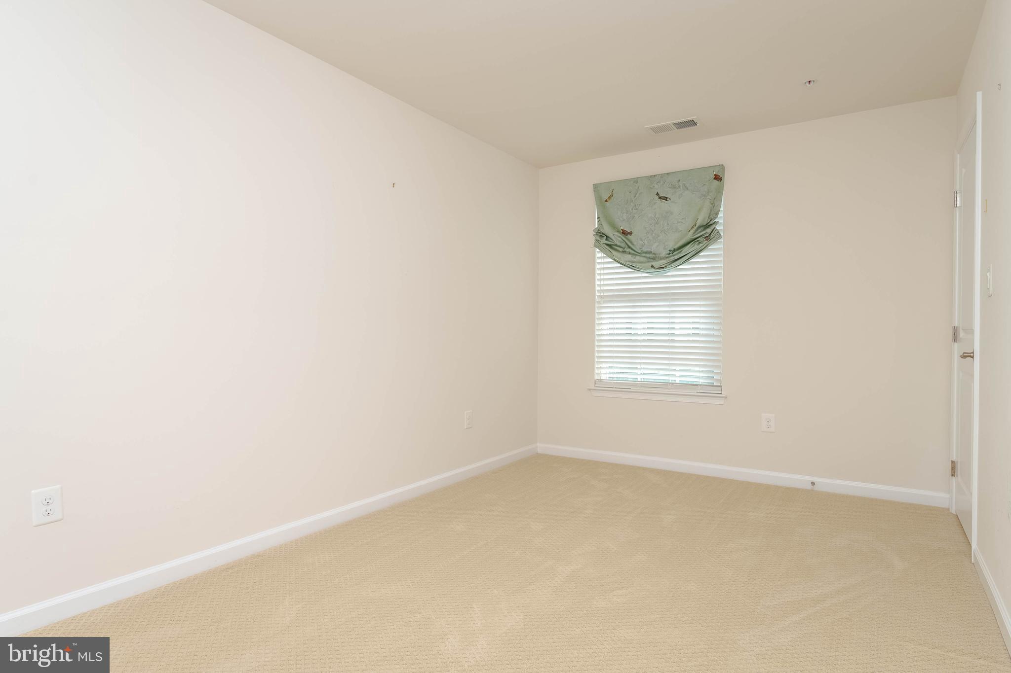 FALLSTON COMMONS - Residential