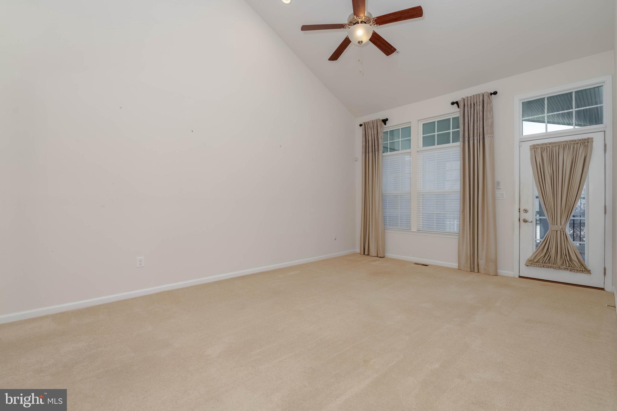 FALLSTON COMMONS - Residential