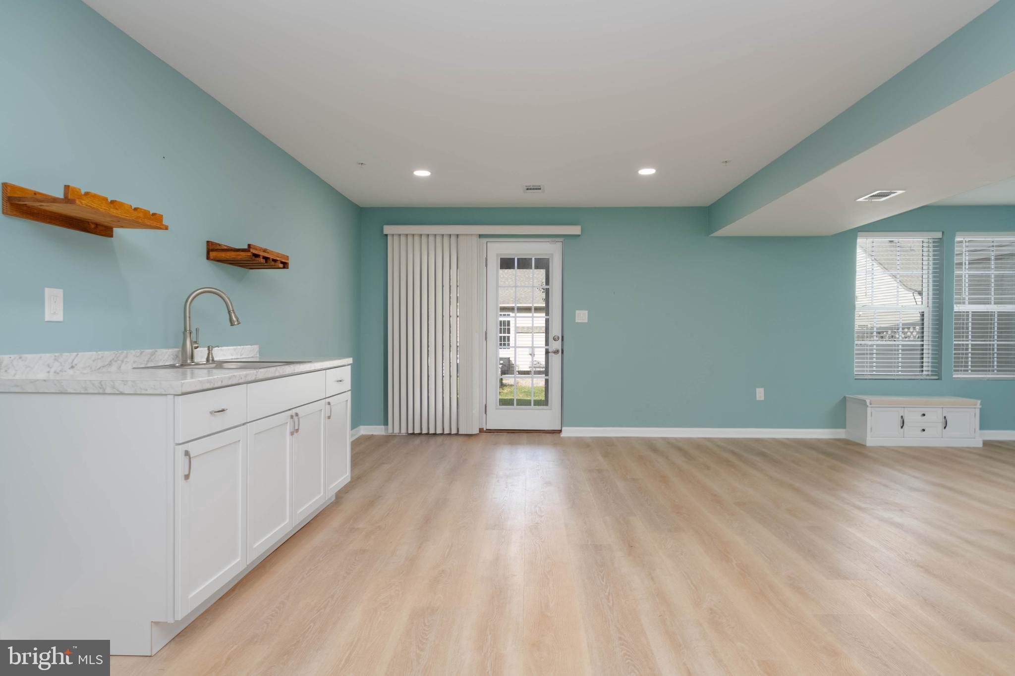 FALLSTON COMMONS - Residential