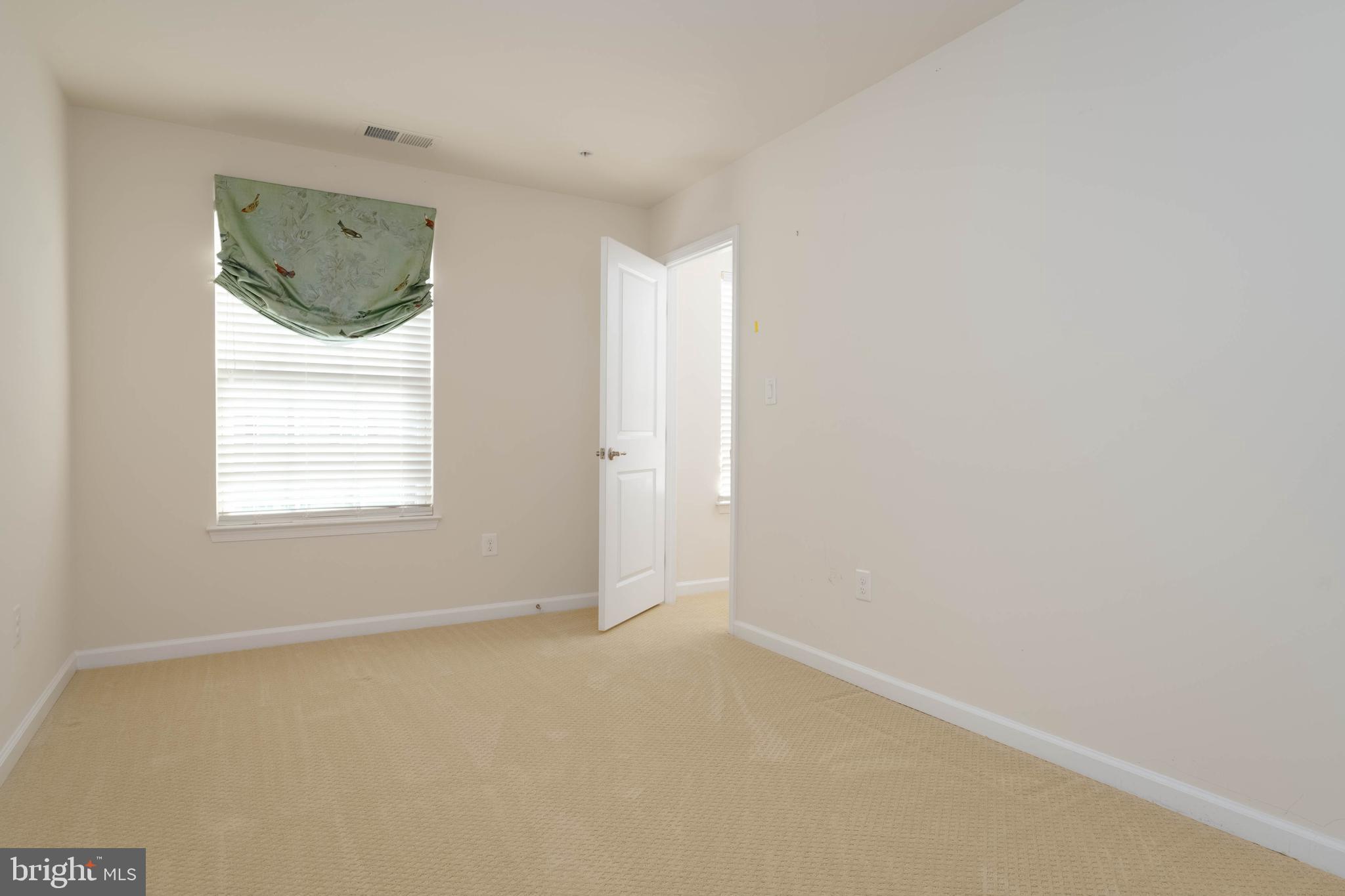 FALLSTON COMMONS - Residential