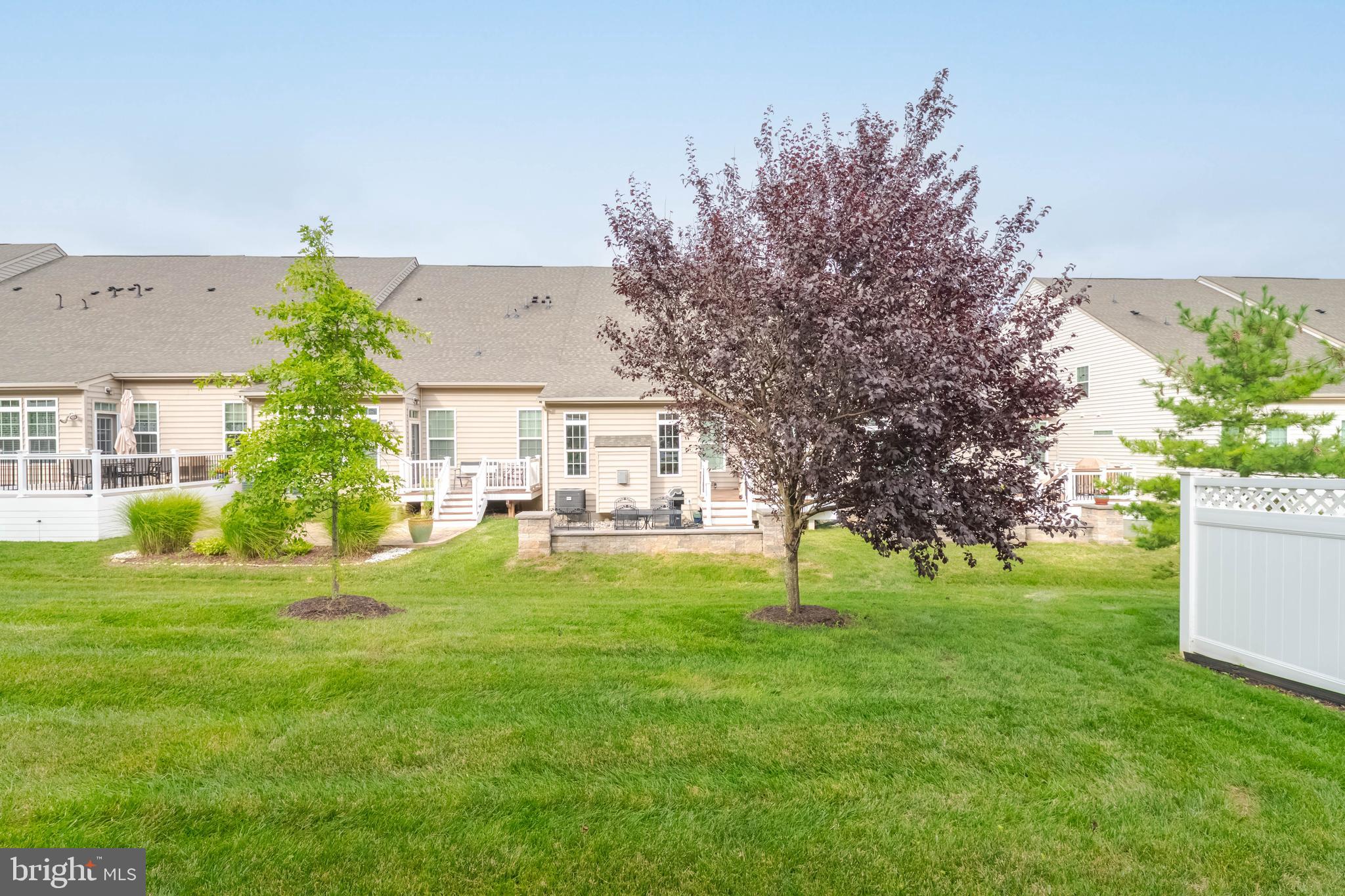 FALLSTON COMMONS - Residential