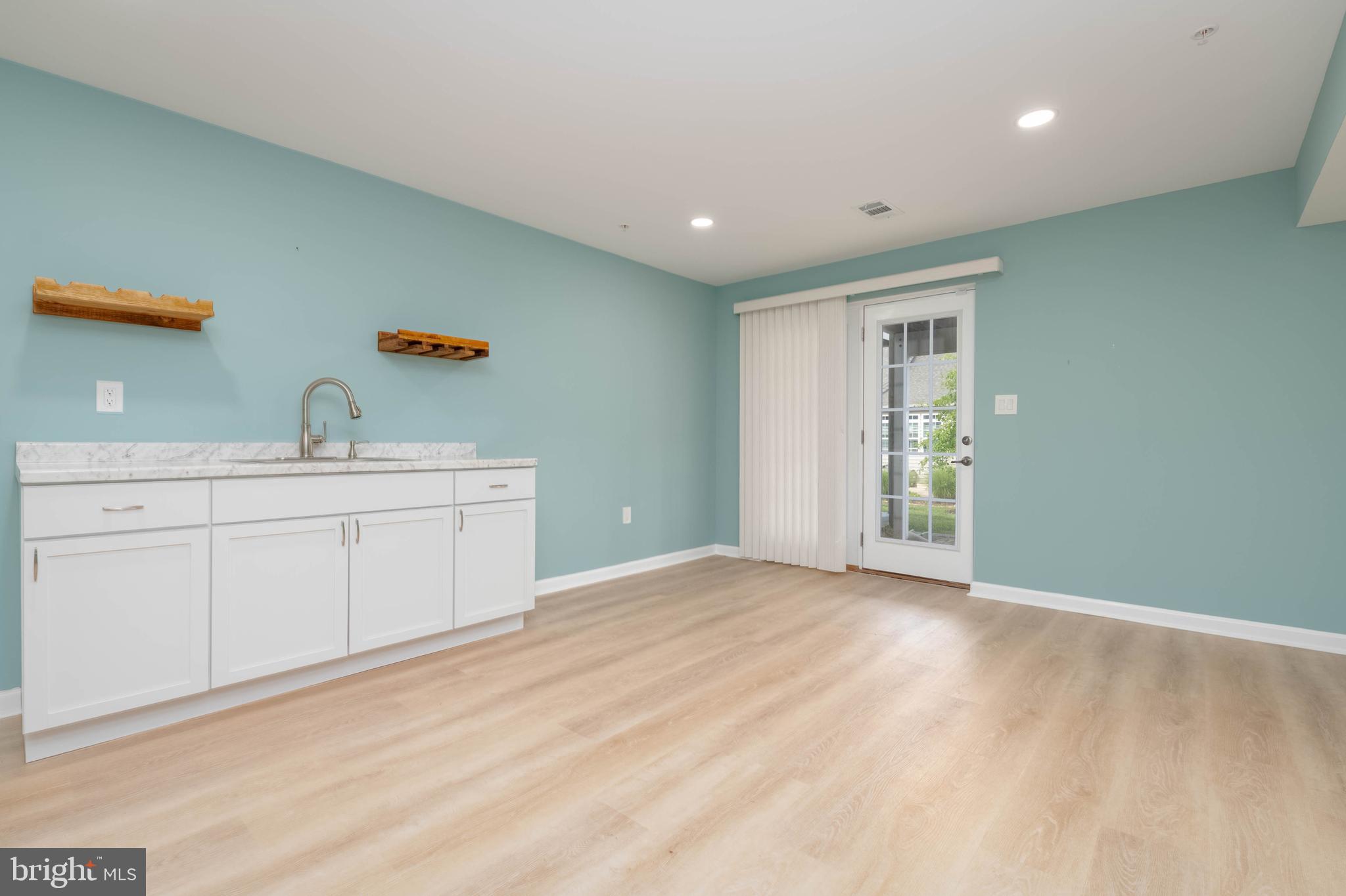 FALLSTON COMMONS - Residential