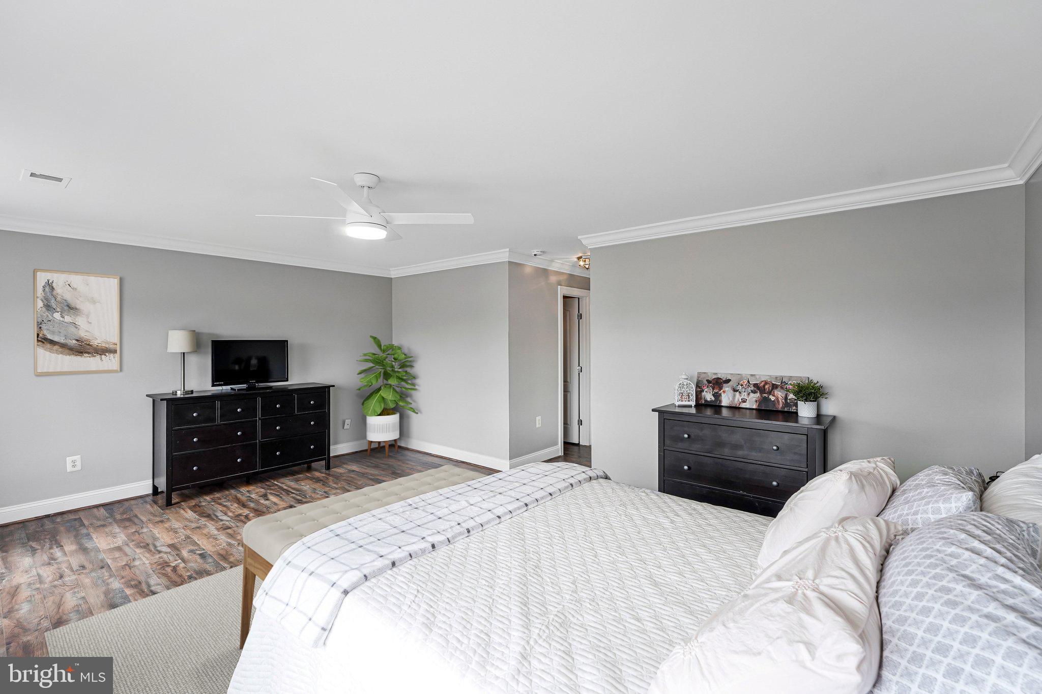 SLATE RUN RESERVE - Residential