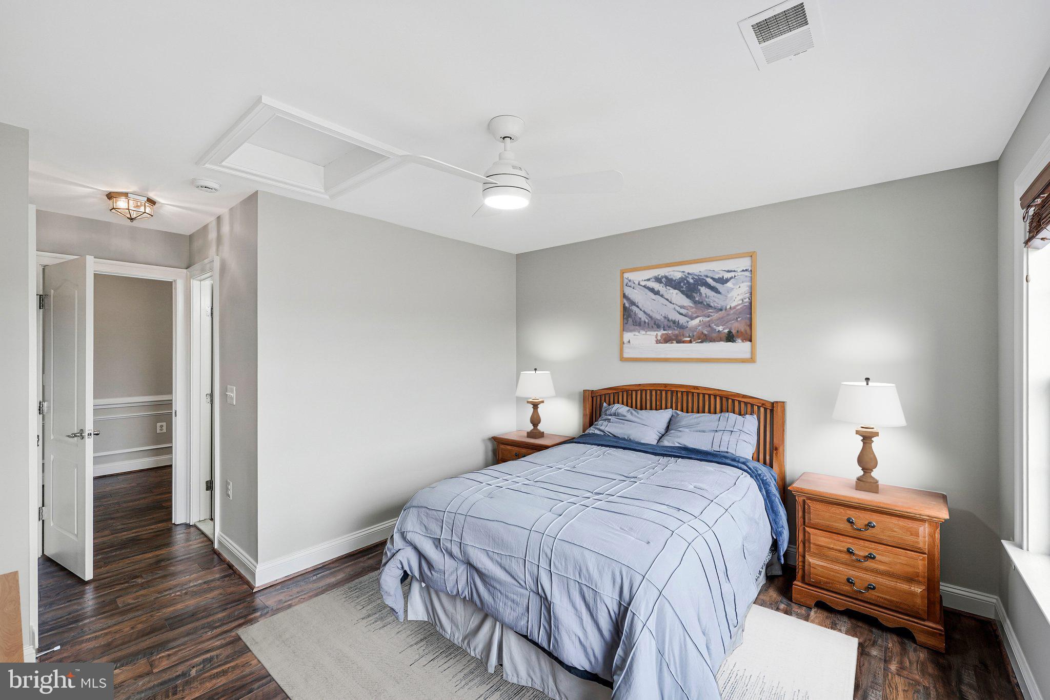 SLATE RUN RESERVE - Residential