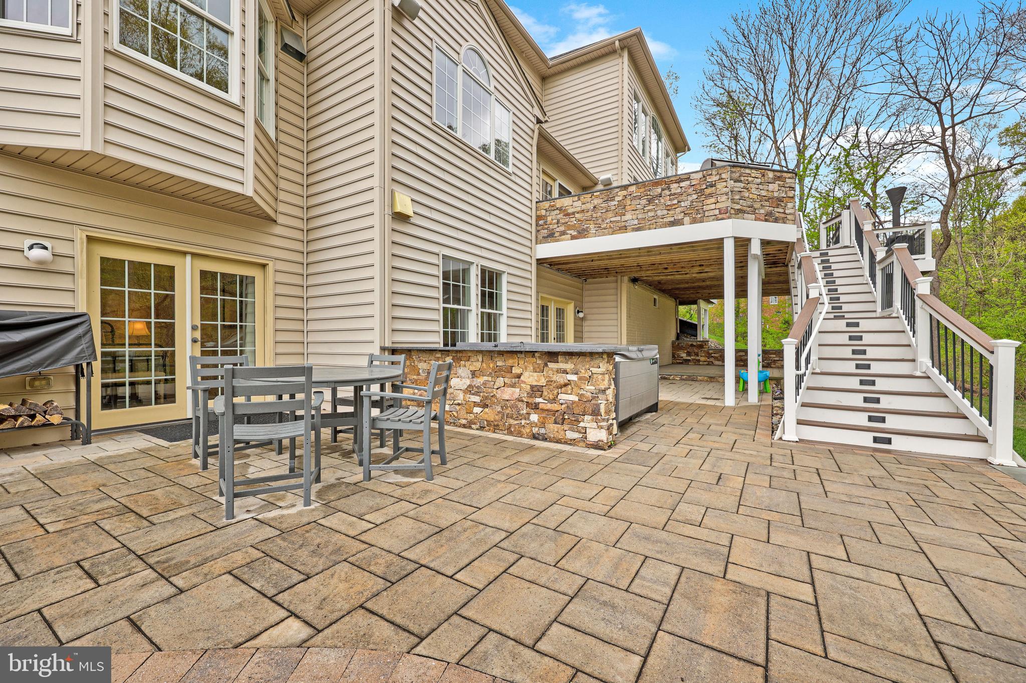 COLTS RUN - Residential