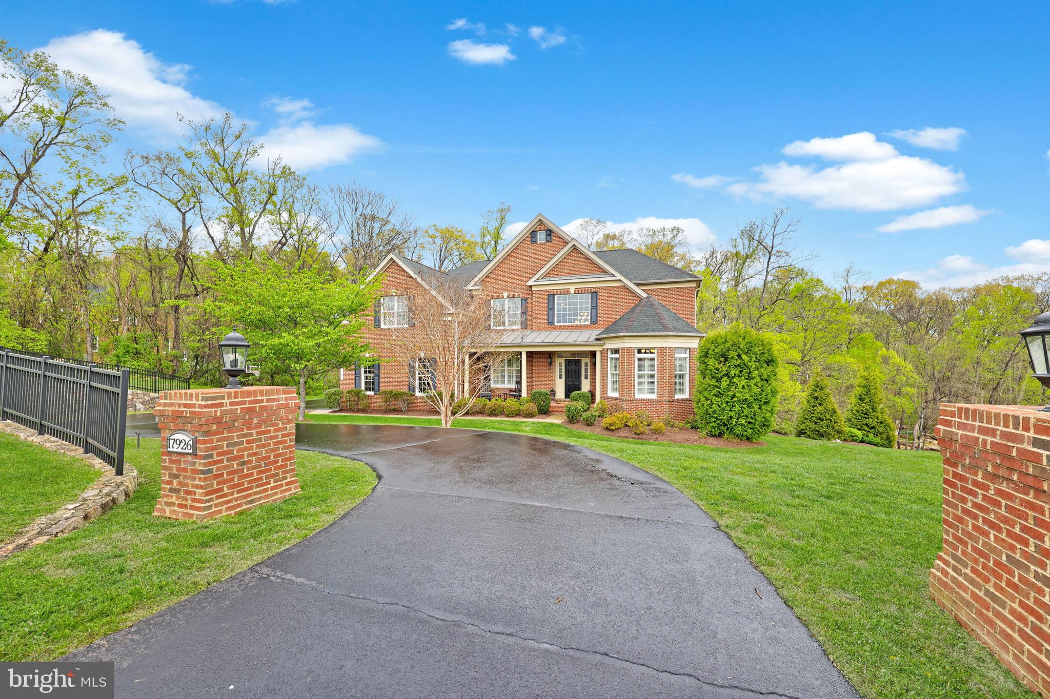 17926 SKIP AWAY COURT