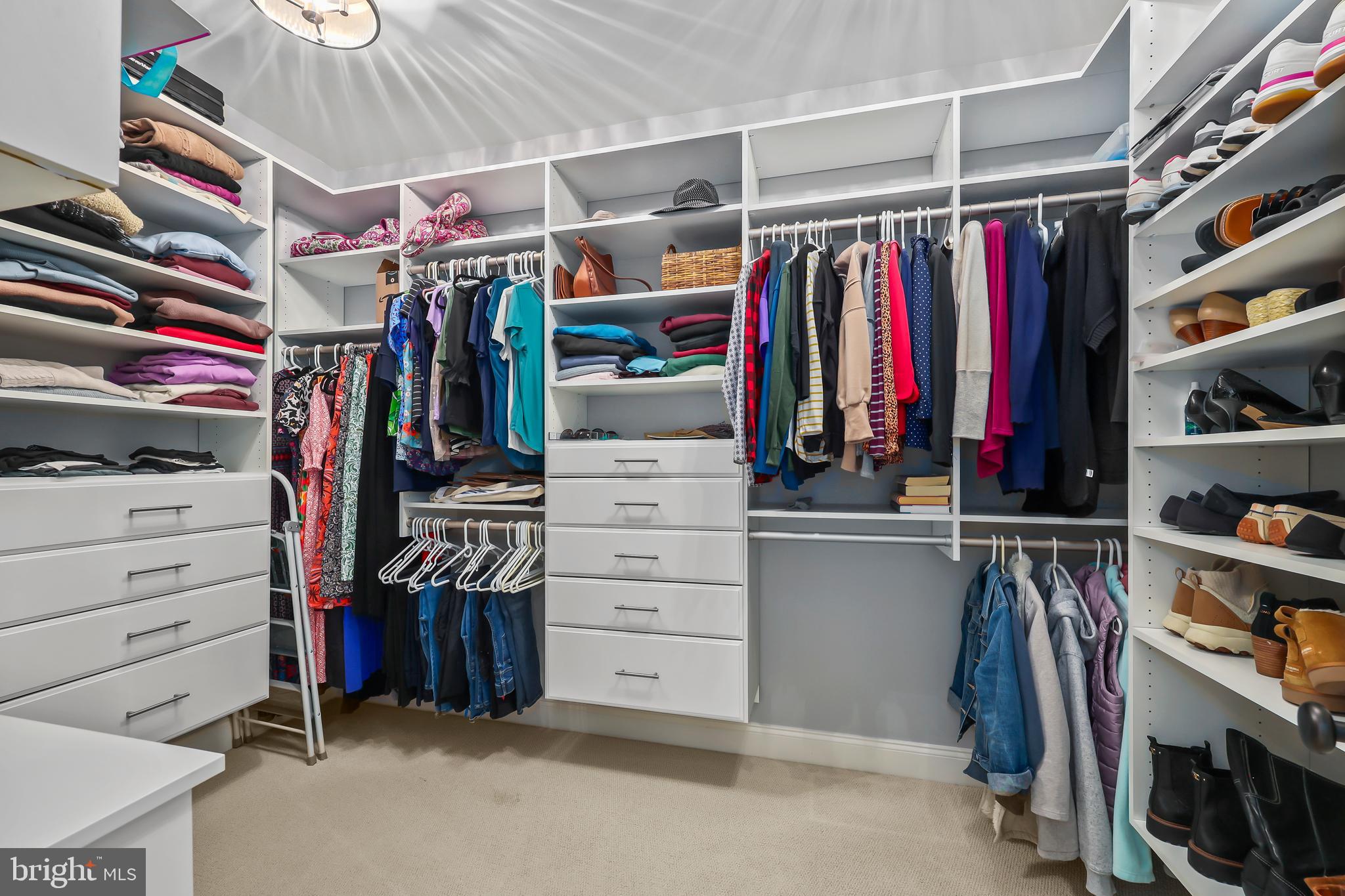 COLTS RUN - Residential