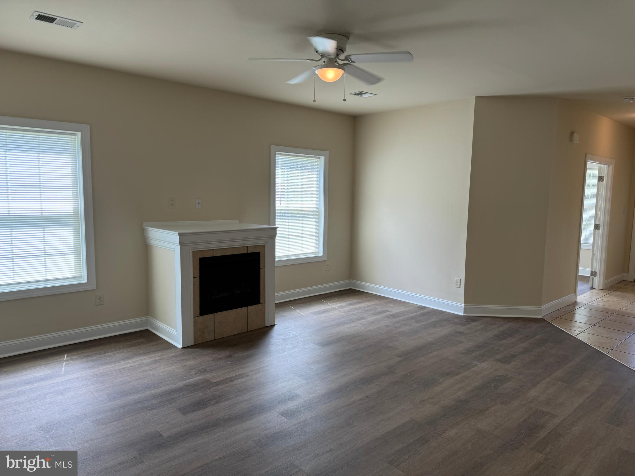 FOUNTAINVIEW - Residential