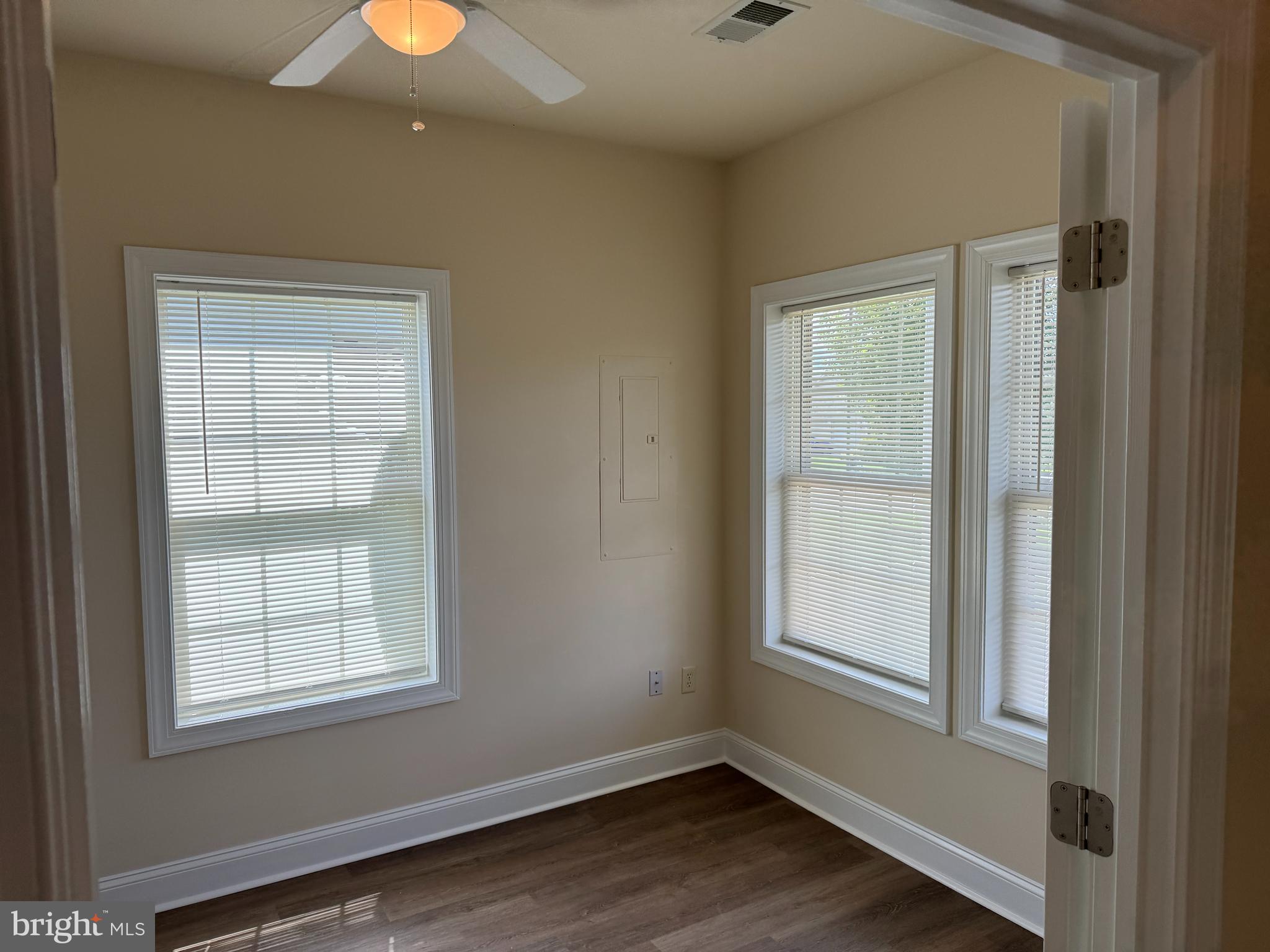 FOUNTAINVIEW - Residential