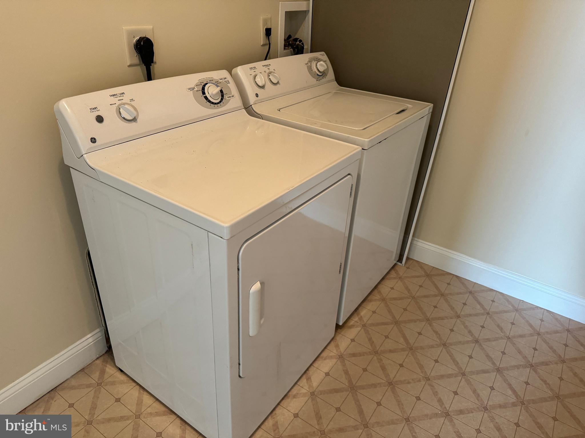 FOUNTAINVIEW - Residential