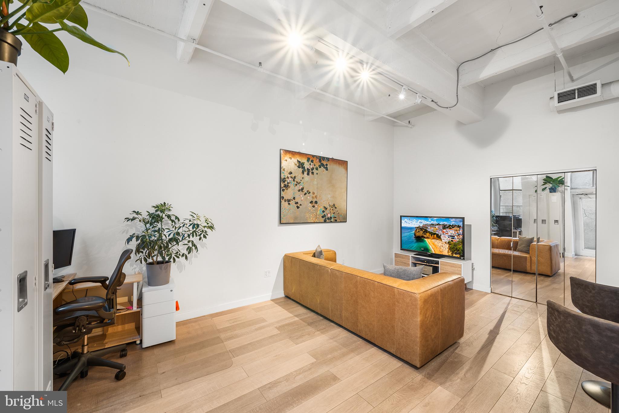 CALLOWHILL - Residential