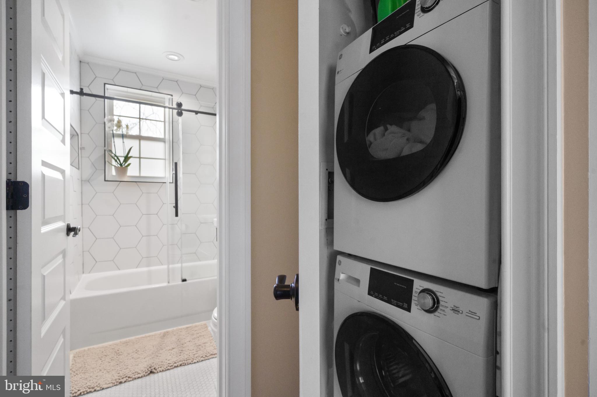 THE ARLINGTON - Residential