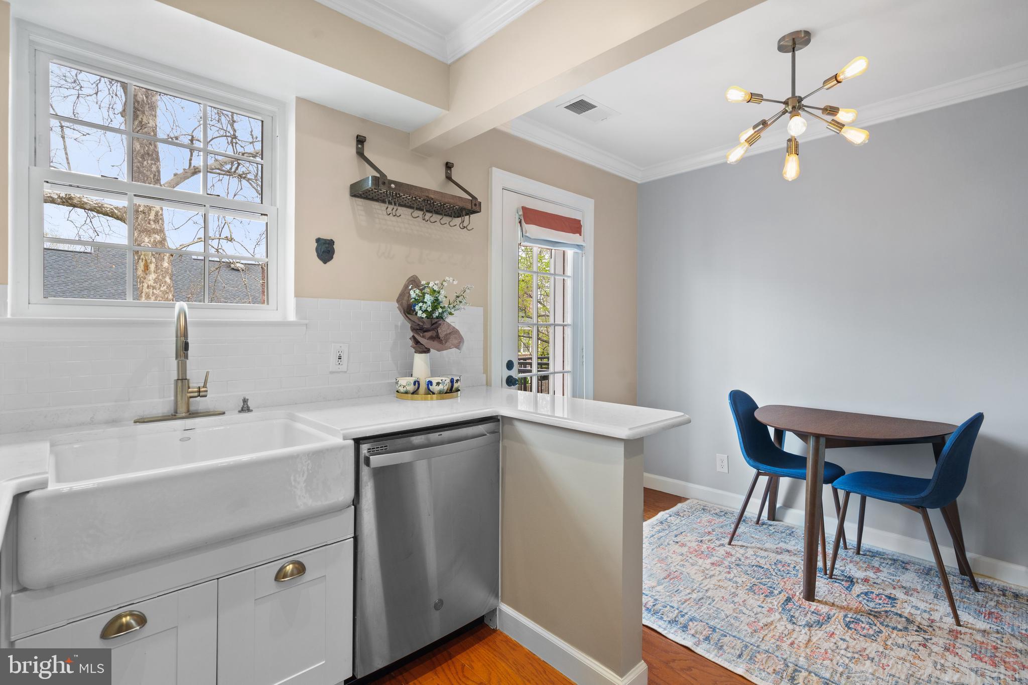 THE ARLINGTON - Residential