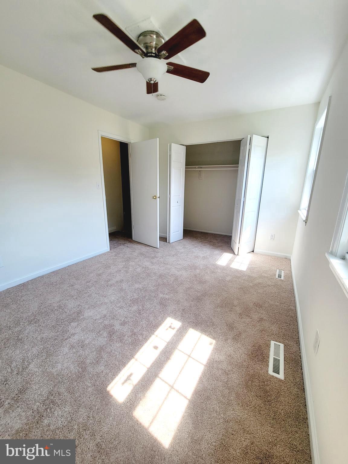 HARFORD SQUARE - Residential Lease