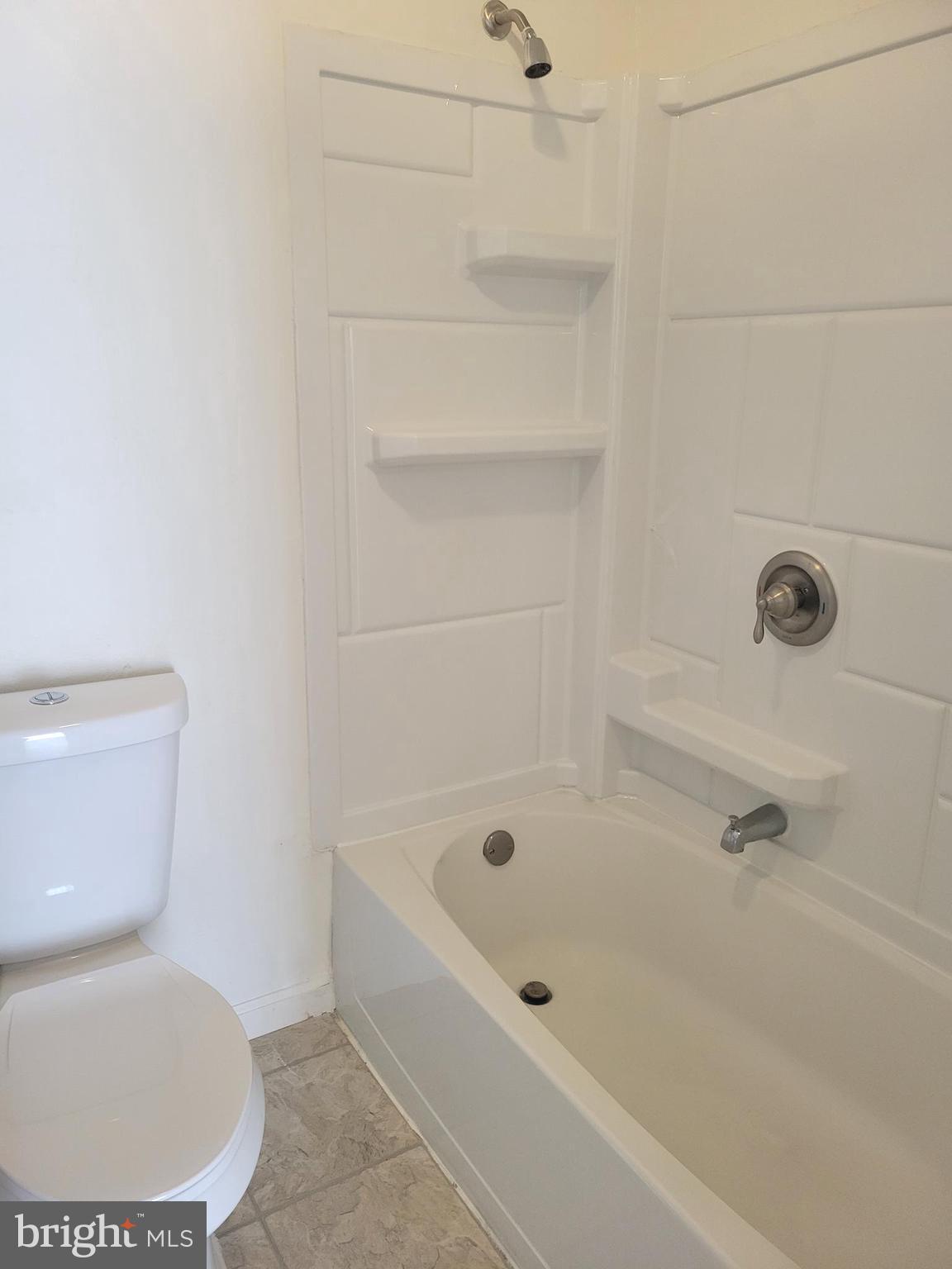 HARFORD SQUARE - Residential Lease