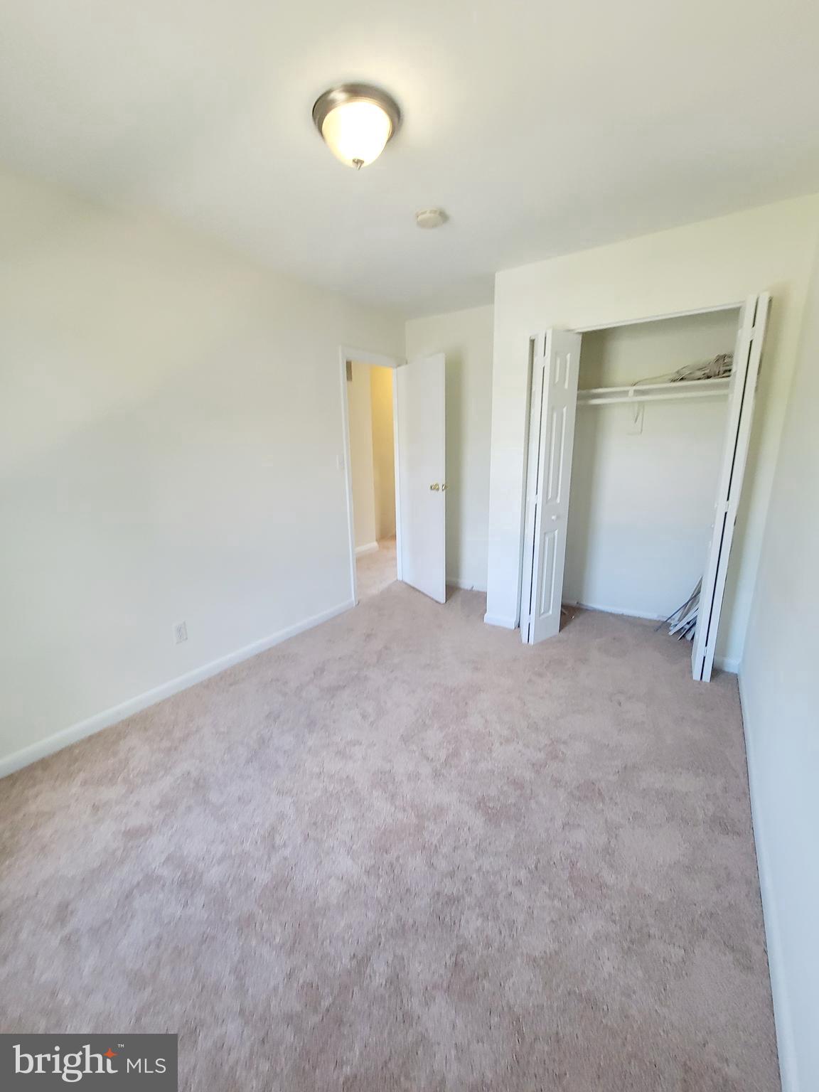 HARFORD SQUARE - Residential Lease