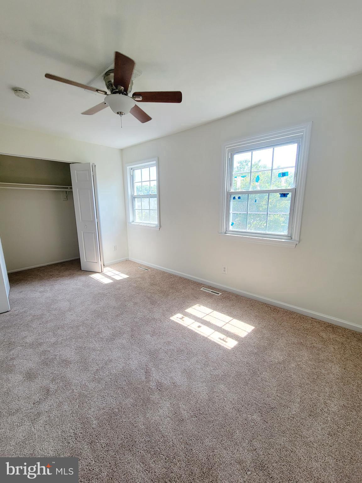 HARFORD SQUARE - Residential Lease