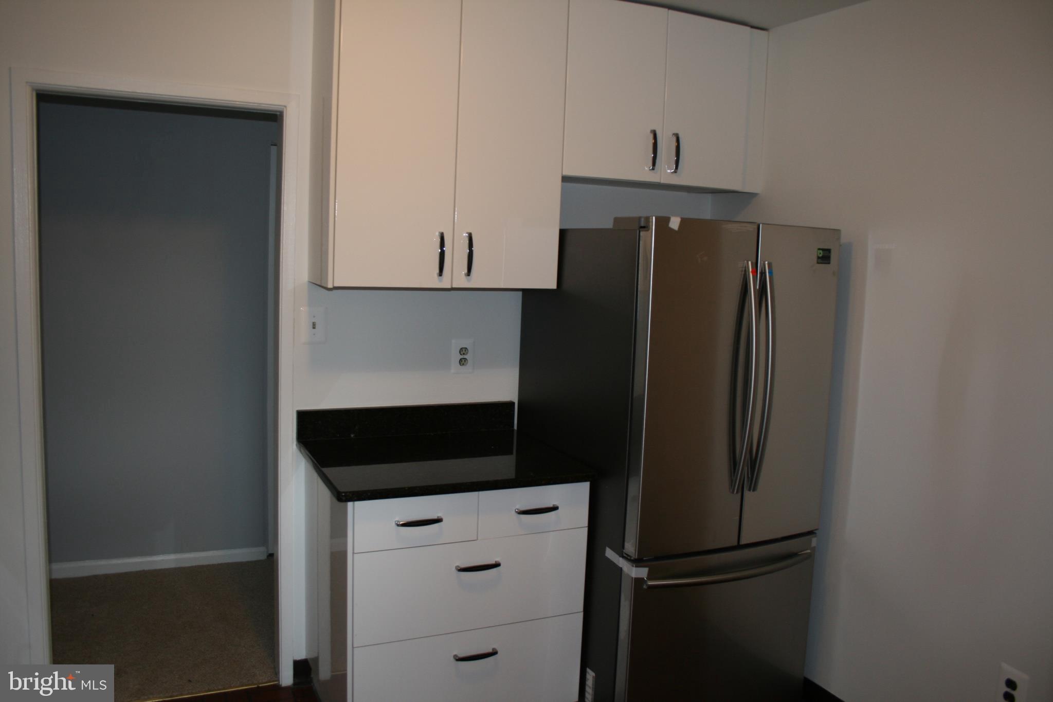 HAWTHORNE VILLAGE - Residential Lease