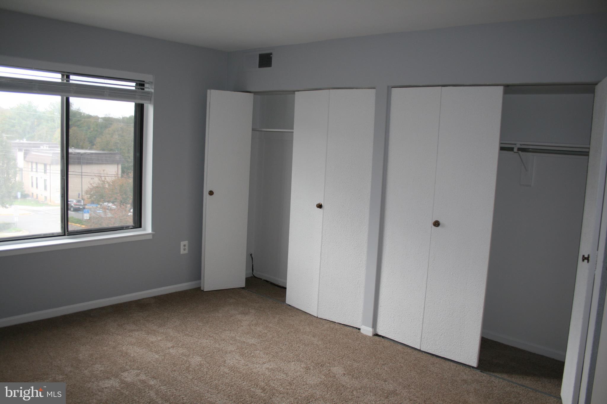 HAWTHORNE VILLAGE - Residential Lease