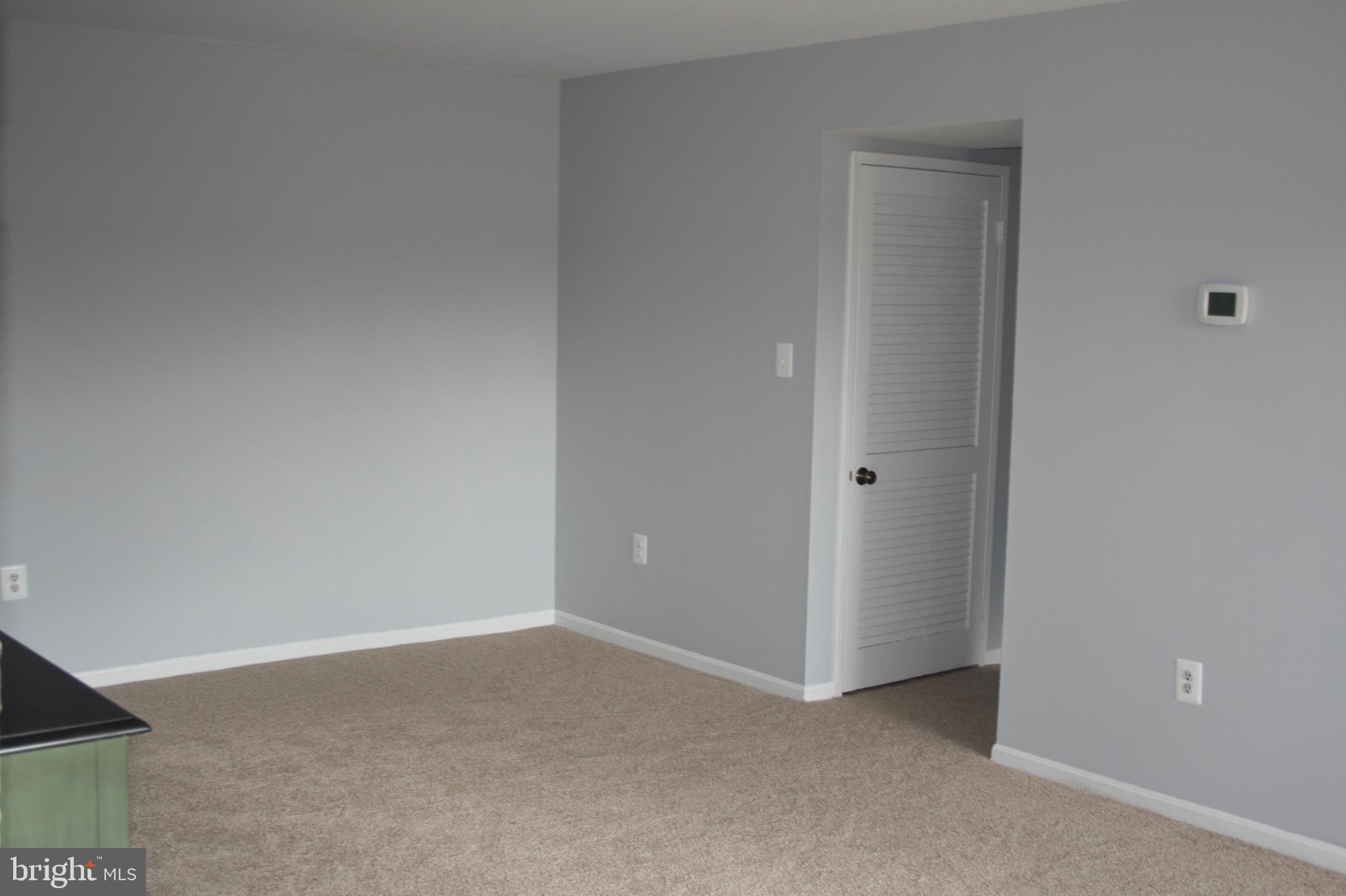 HAWTHORNE VILLAGE - Residential Lease