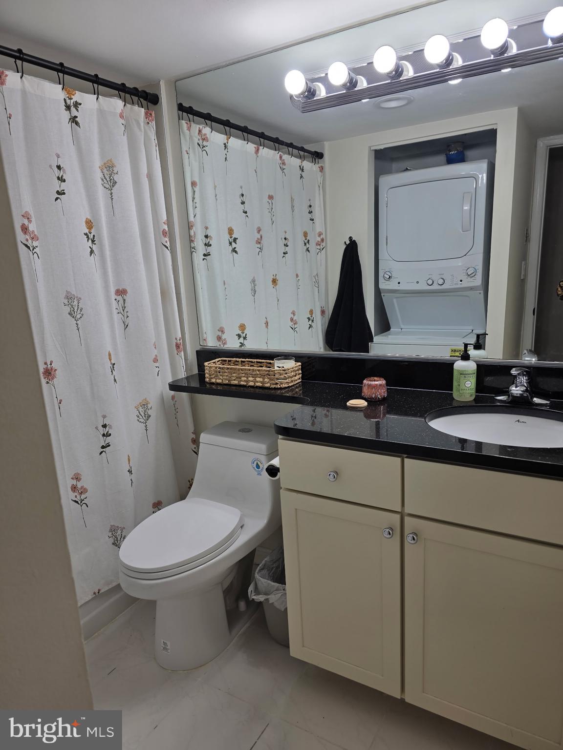 RENAISSANCE AT TYSONS - Residential