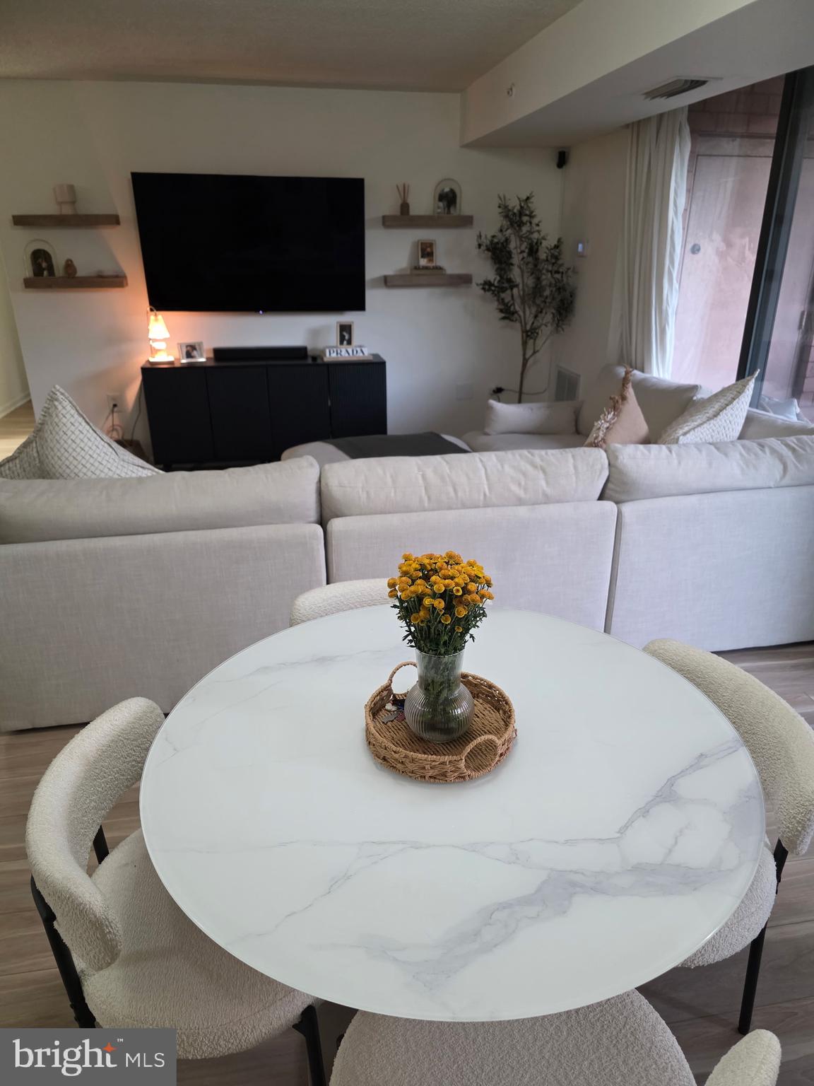 RENAISSANCE AT TYSONS - Residential