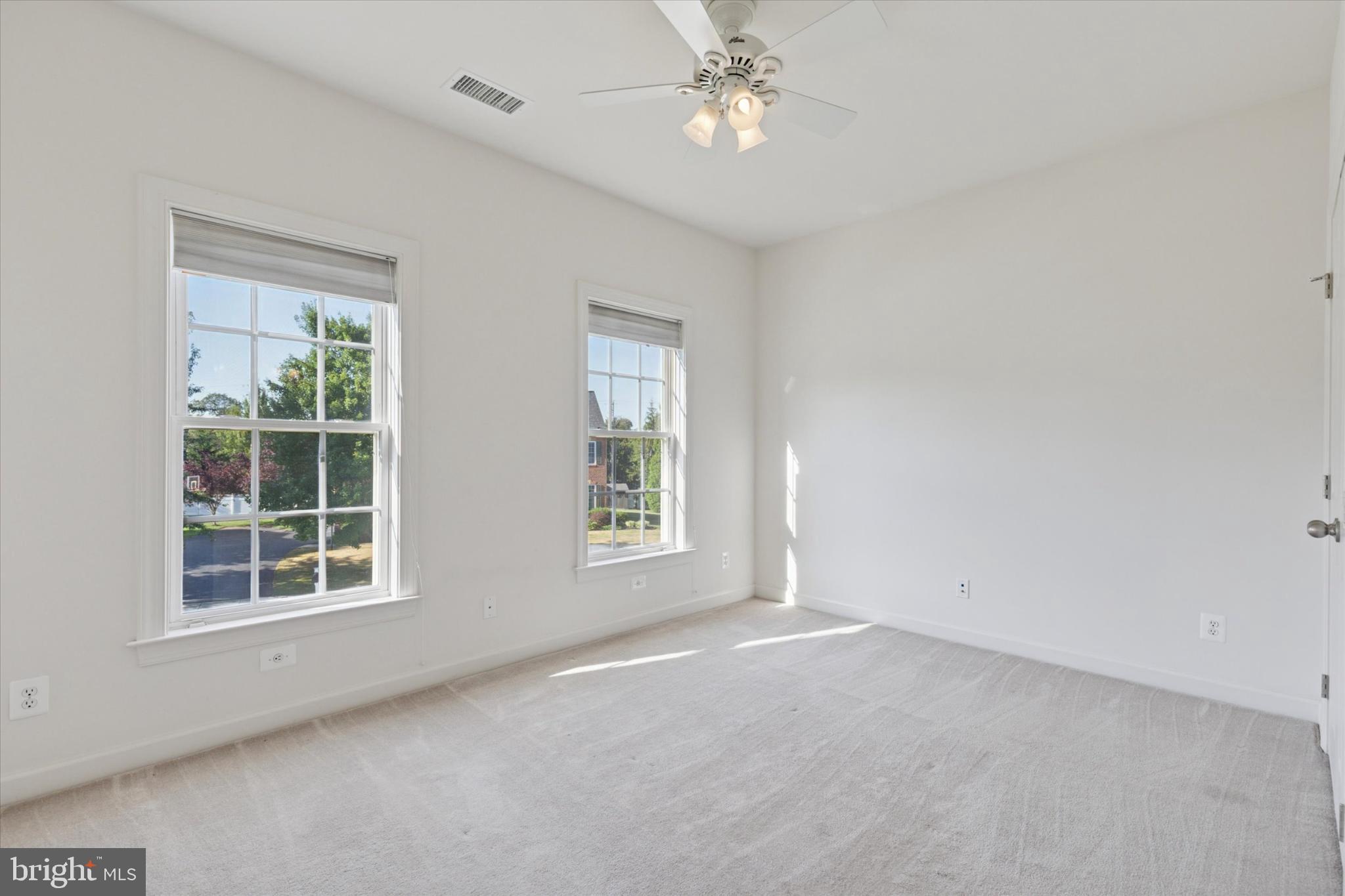 RAVENWOOD - Residential