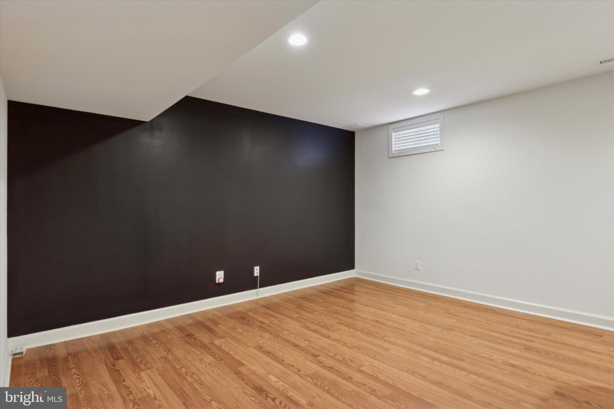 RAVENWOOD - Residential