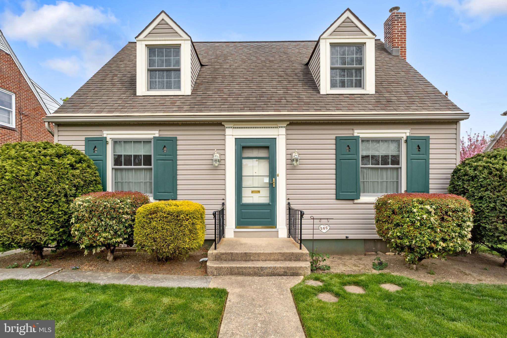 565 S 13TH STREET
