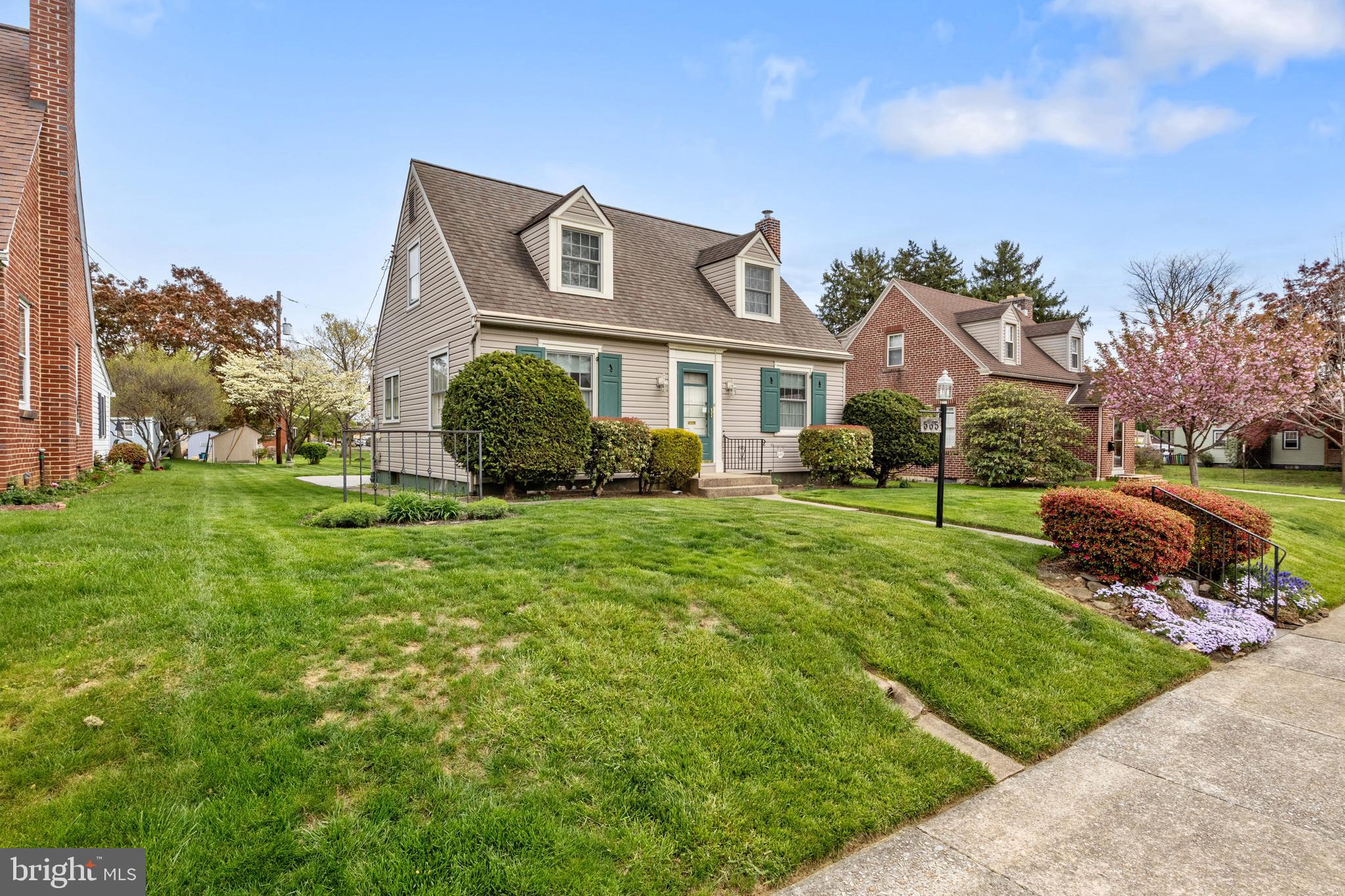 565 S 13TH STREET