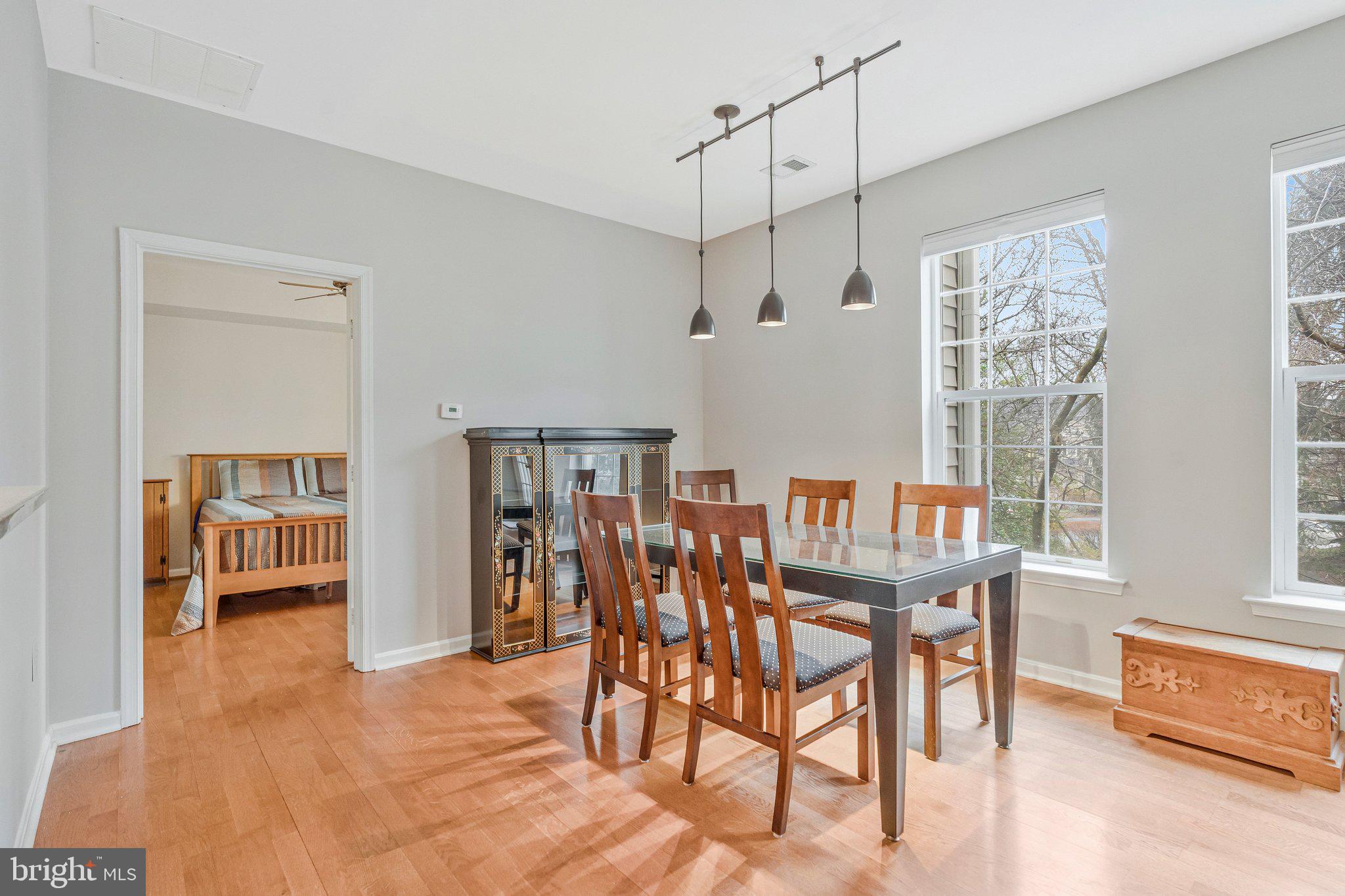 SUTTON RIDGE - Residential