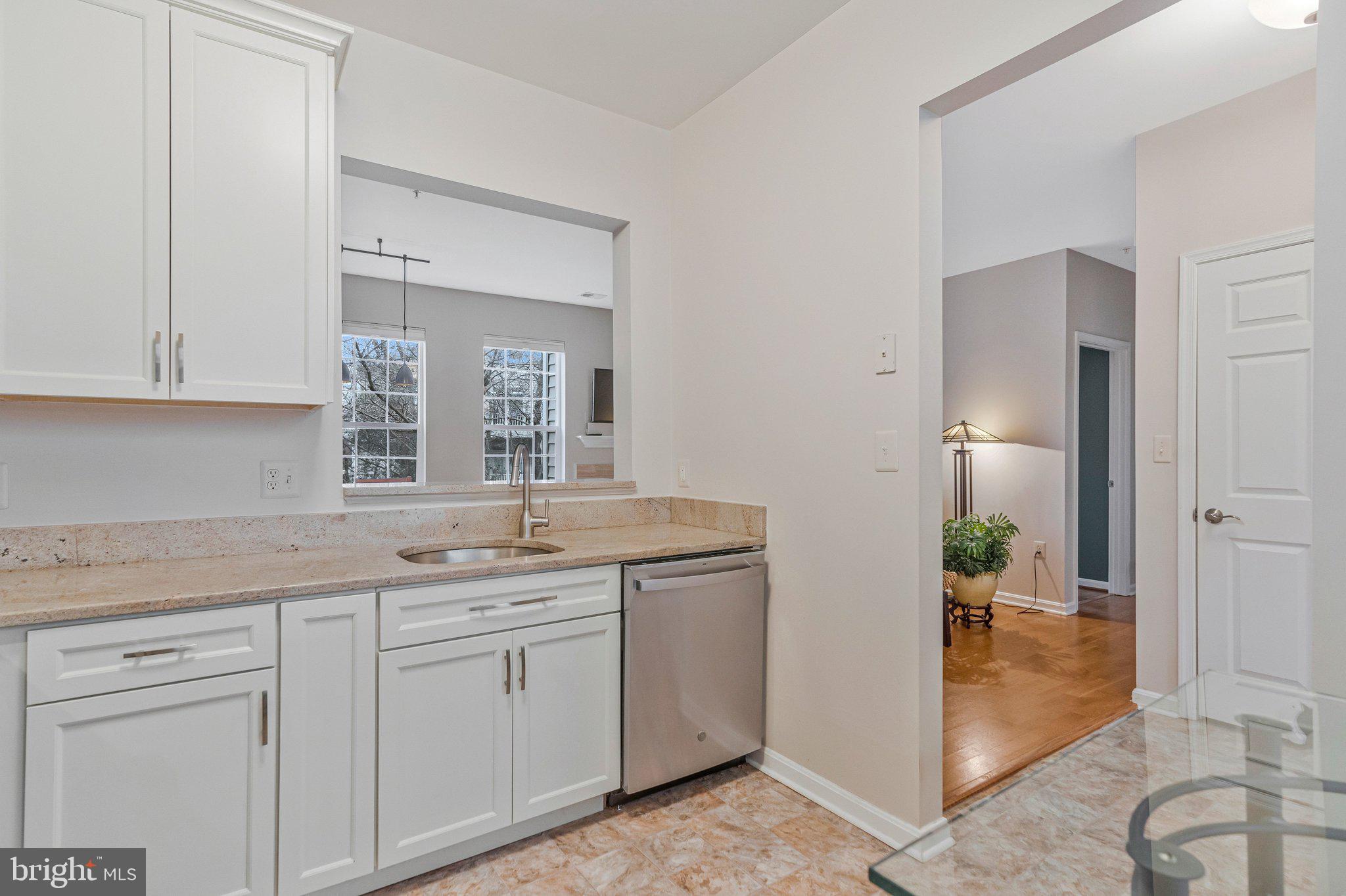 SUTTON RIDGE - Residential