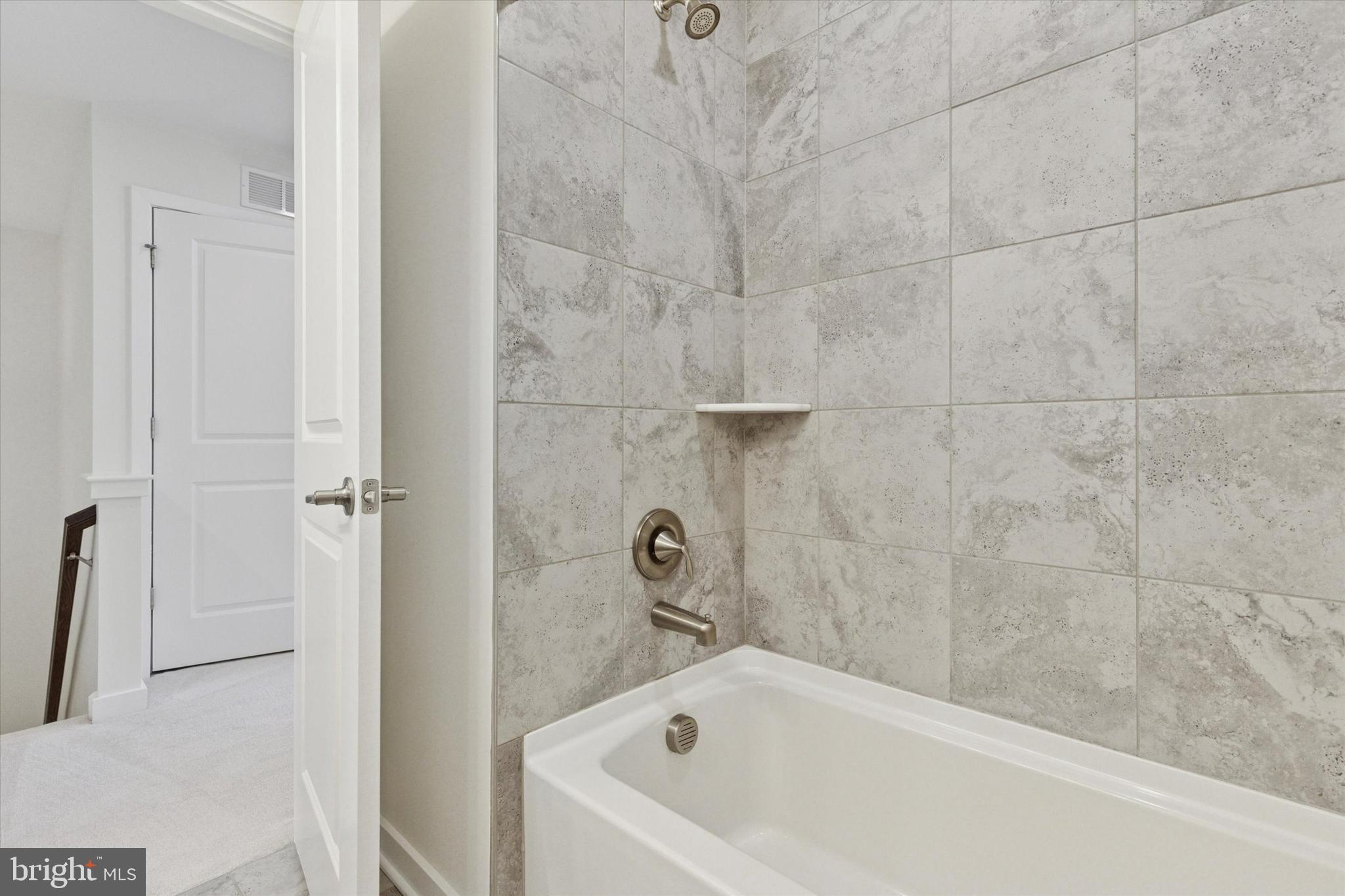 TOWNES AT SHANNON HILL - Residential Lease