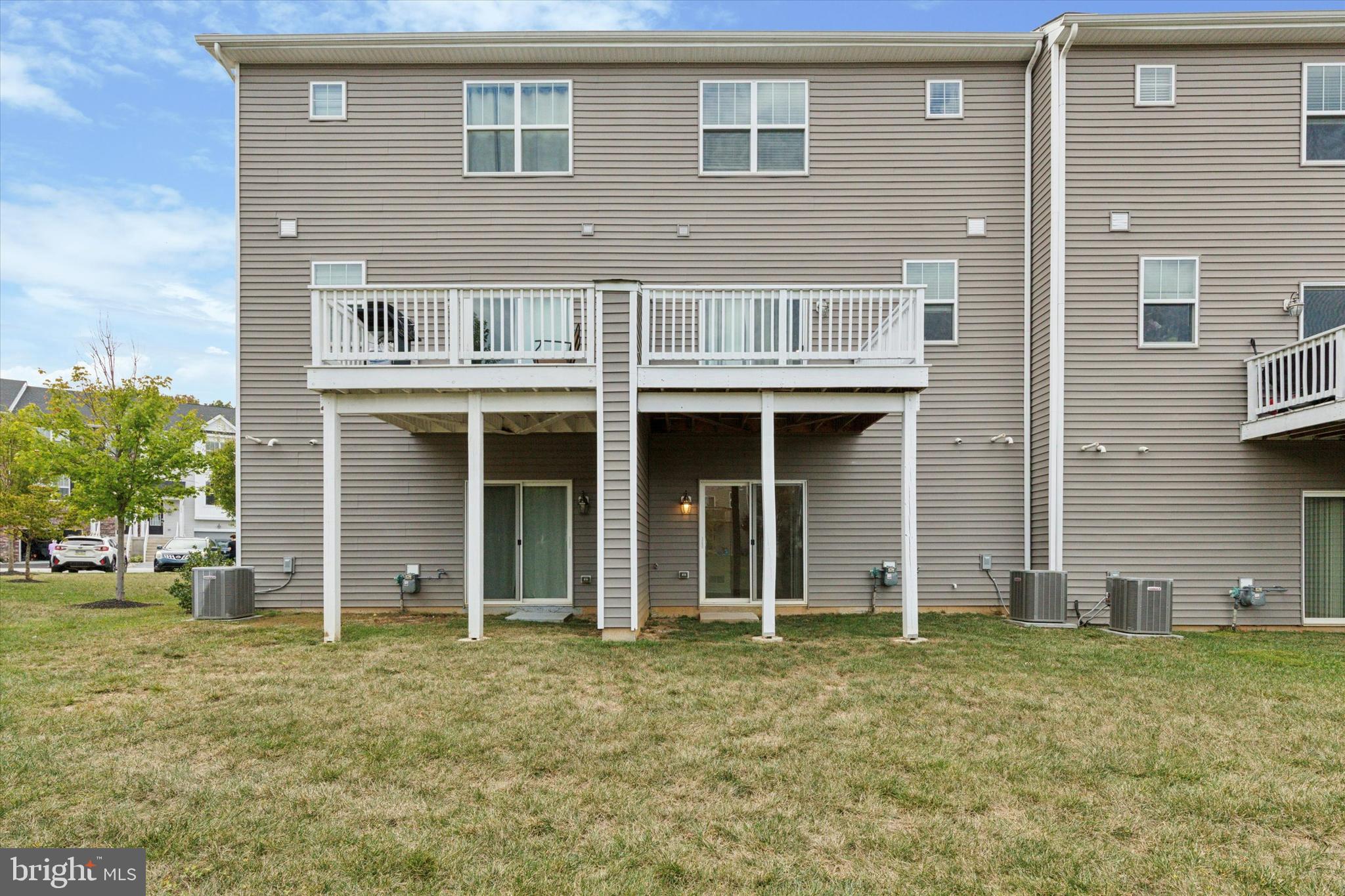 TOWNES AT SHANNON HILL - Residential Lease