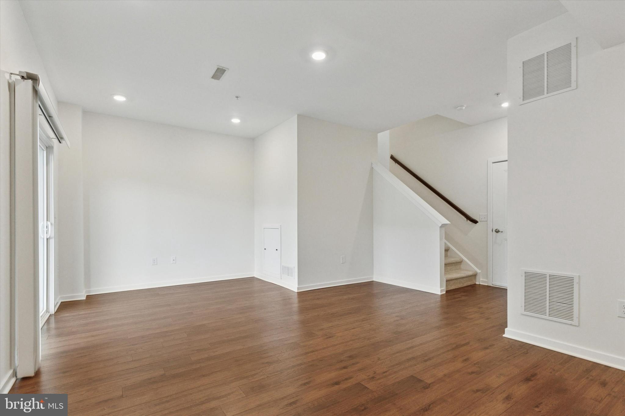 TOWNES AT SHANNON HILL - Residential Lease