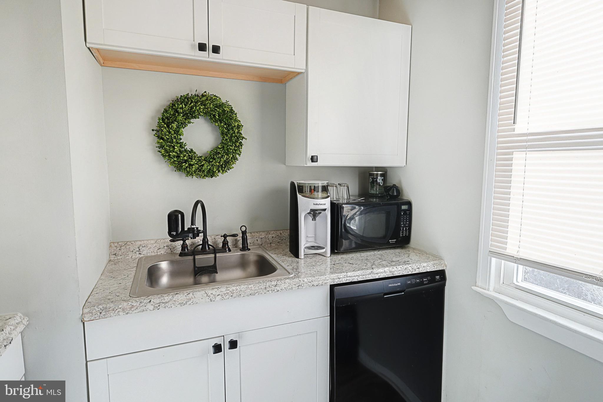 WEST YORK - Residential