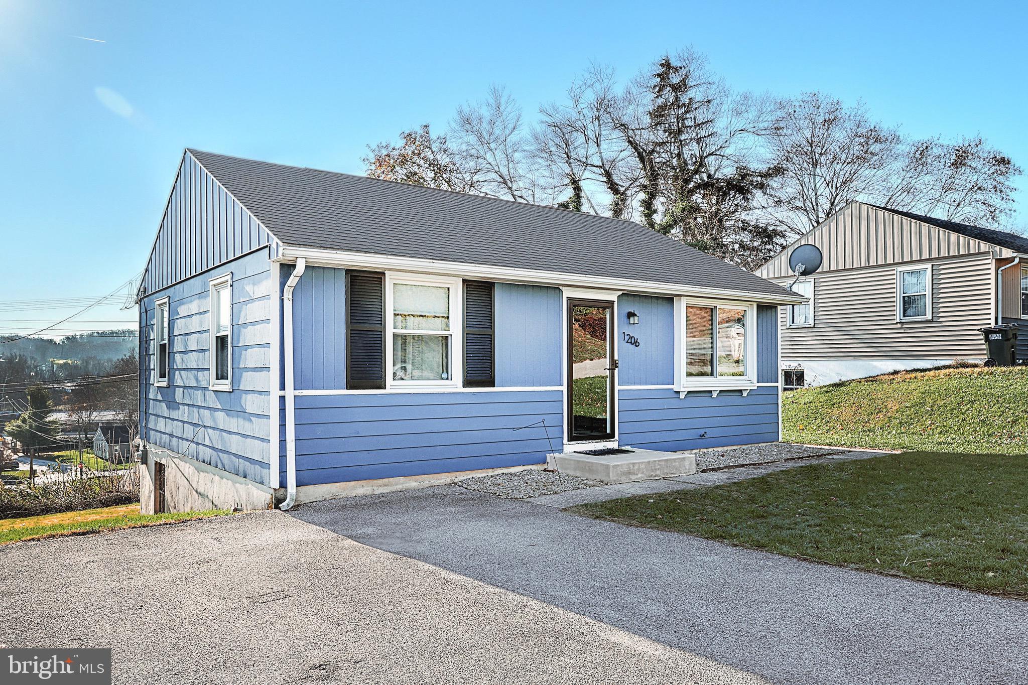WEST YORK - Residential