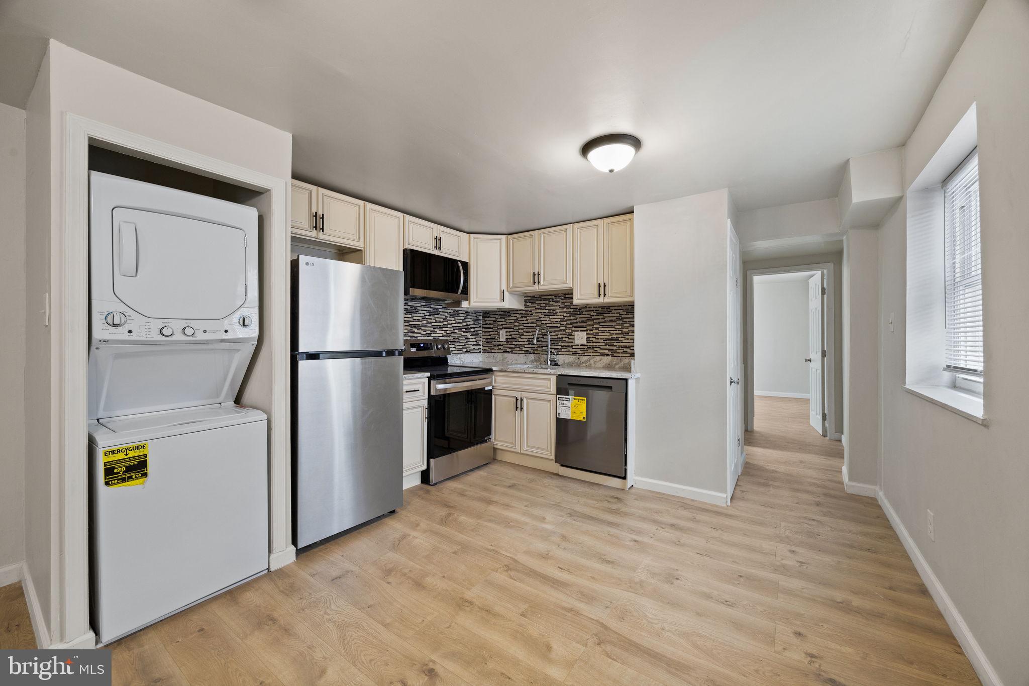 Available for immediate move-in in Rittenhouse Square! Newly and completely renovated one bedroom unit with high ceilings, wood flooring, stainless steel appliances, bathroom with glass enclosed walk-in shower, in-unit front loading washer and dryer, incredible natural light, and mini splits in every room for energy efficiency. The unit is exceptionally located just two blocks from Rittenhouse Square Park, and within mere blocks of great cafés, shops, dining, and nightlife.