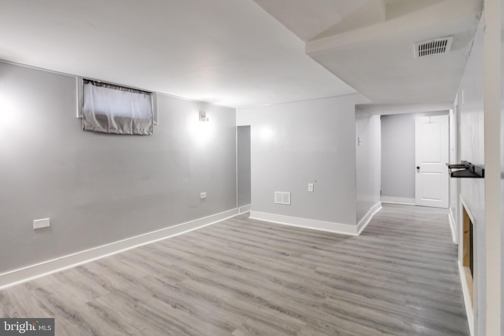 LOGAN VILLAGE - Residential