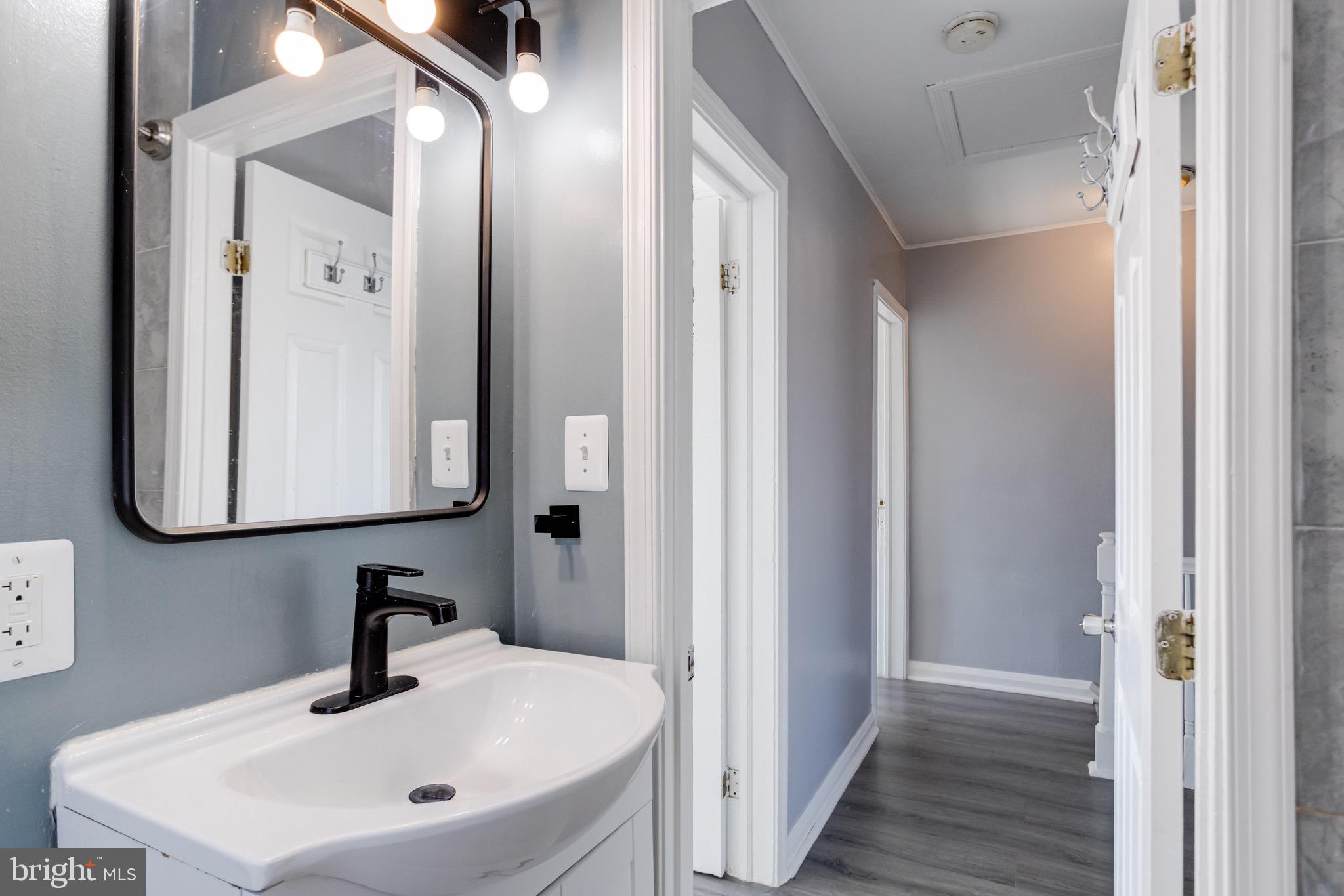 LOGAN VILLAGE - Residential