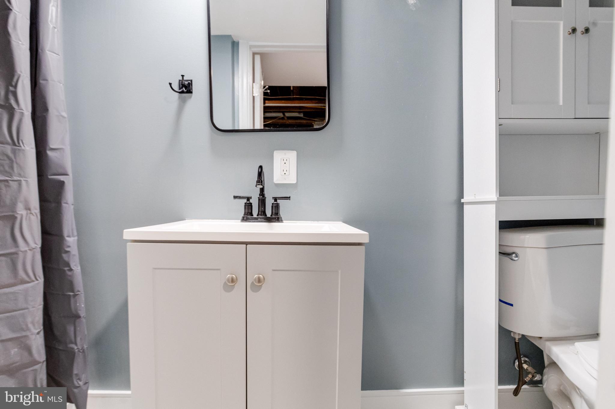 LOGAN VILLAGE - Residential