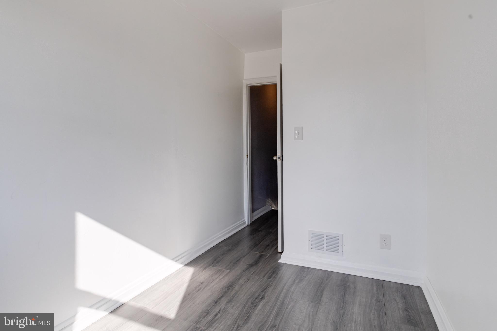 LOGAN VILLAGE - Residential