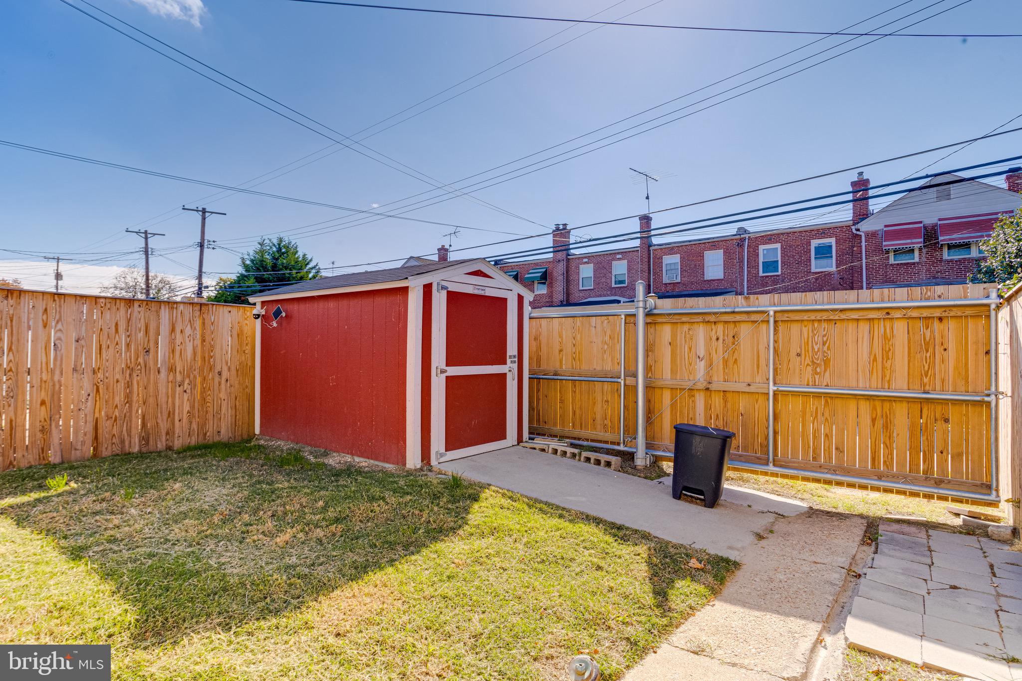 LOGAN VILLAGE - Residential