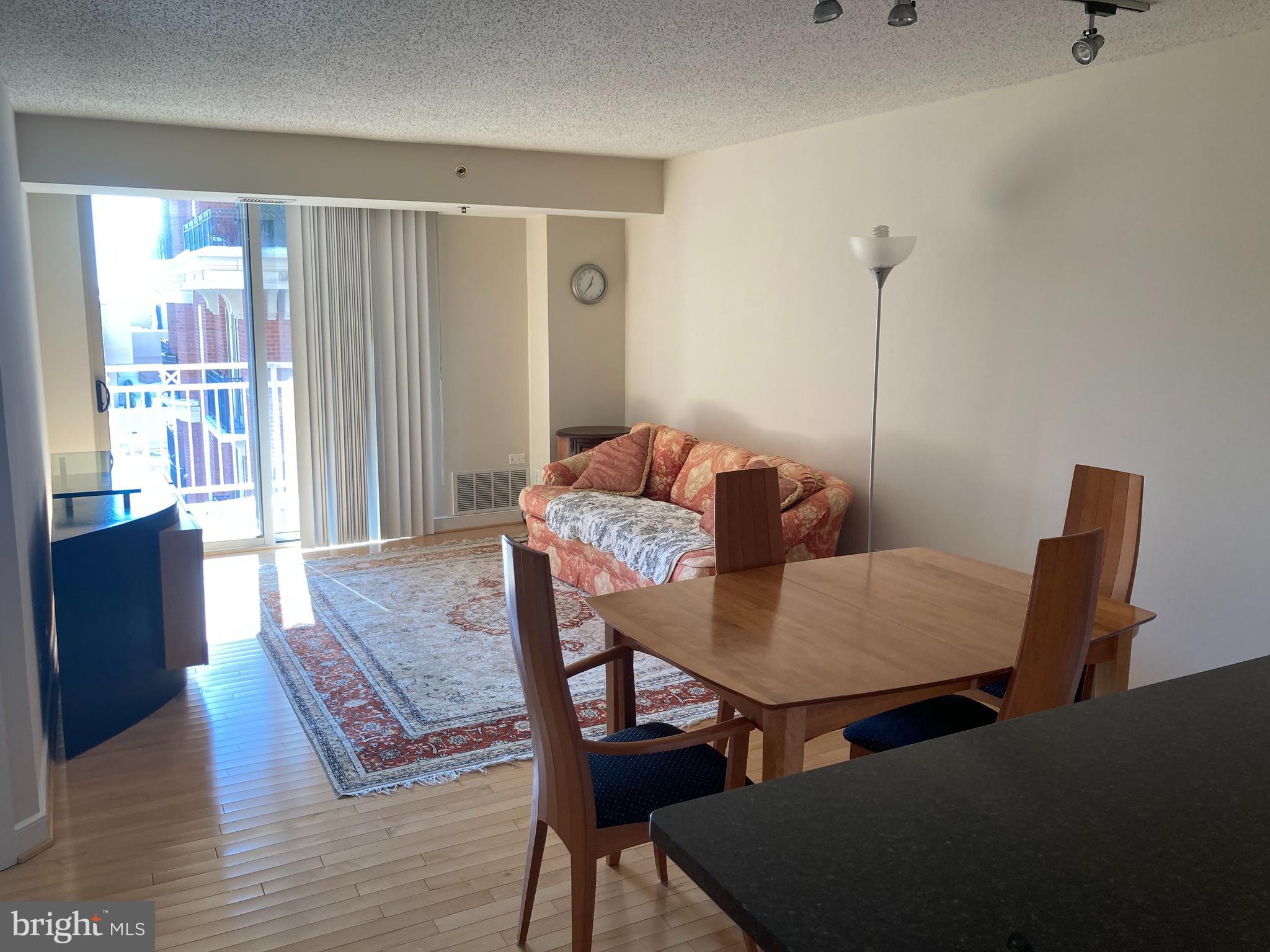 7500 WOODMONT AVENUE S905