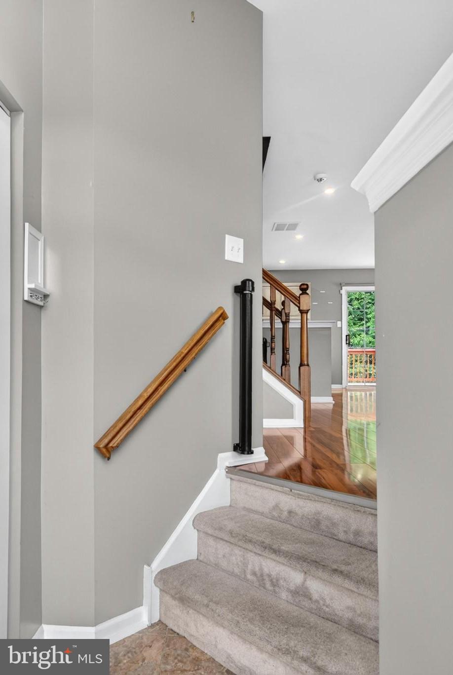 165 VERSAILLES COURT