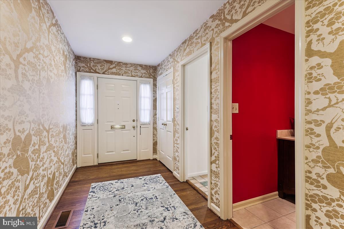 WESTMORELAND SQUARE - Residential