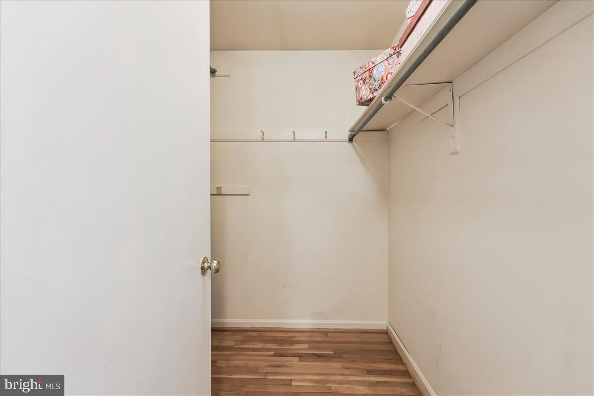 WESTMORELAND SQUARE - Residential