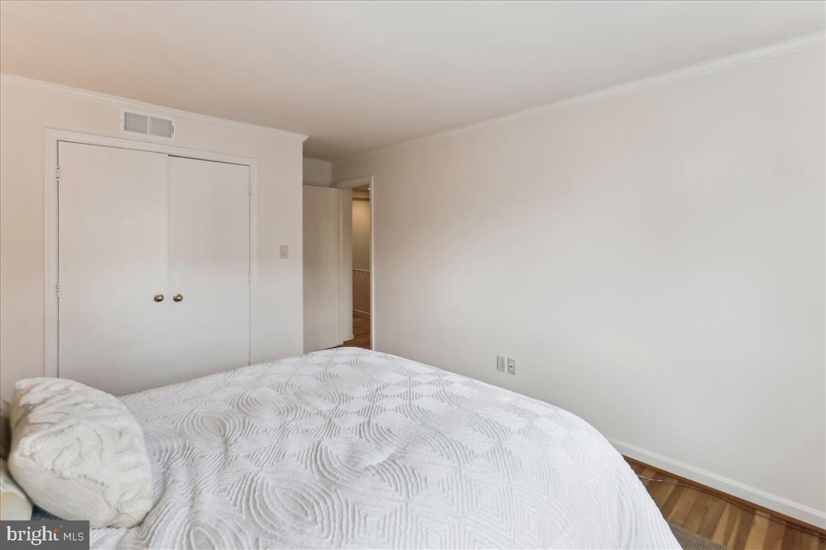 WESTMORELAND SQUARE - Residential