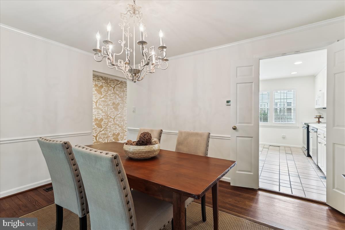 WESTMORELAND SQUARE - Residential