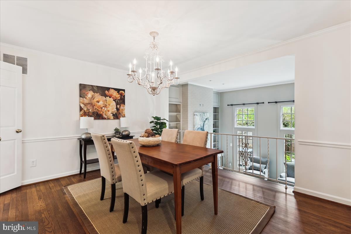 WESTMORELAND SQUARE - Residential